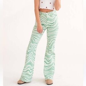 NWT Machine Green Swirl High Waisted Flares Jean Size 9
